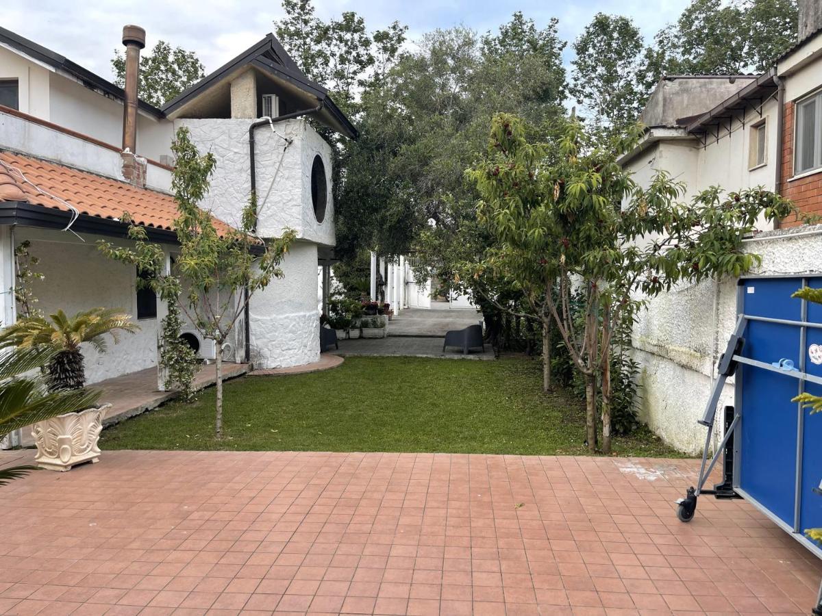 Villa Avvocato Catapano Pontecagnano Faiano Exterior foto
